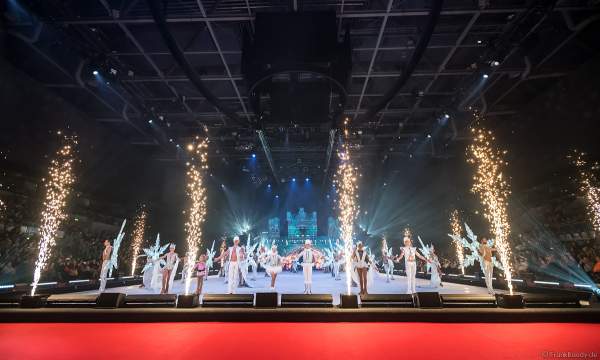 Eiskunstläuferin Shirley Scheffler als Holiday on Ice ACADEMY Nachwuchstalent beim Finale der Show SUPERNOVA am 30. Januar 2020 in der SAP Arena Mannheim