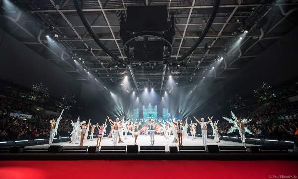 Eiskunstläuferin Shirley Scheffler als Holiday on Ice ACADEMY Nachwuchstalent beim Finale der Show SUPERNOVA am 30. Januar 2020 in der SAP Arena Mannheim