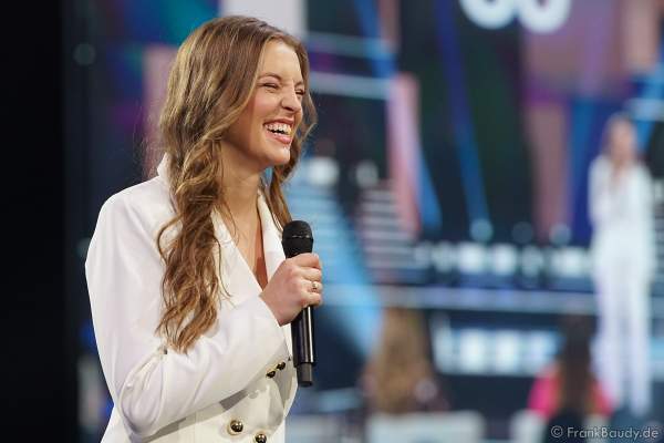 3. Miss Germany 2020 - Michelle-Anastasia Masalis (Miss Hamburg) beim Miss Germany 2020 Finale in der Europa-Park Arena am 15.02.2020