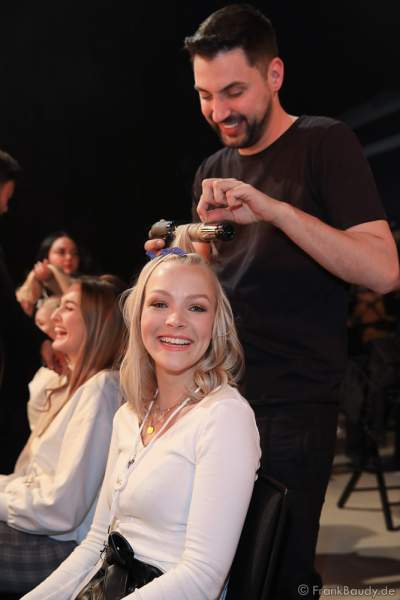 Miss Niedersachsen, Christin Stalling Backstage am Nachmittag bei den Vorbereitungen für das Miss Germany 2020 Finale in der Europa-Park Arena am 15.02.2020