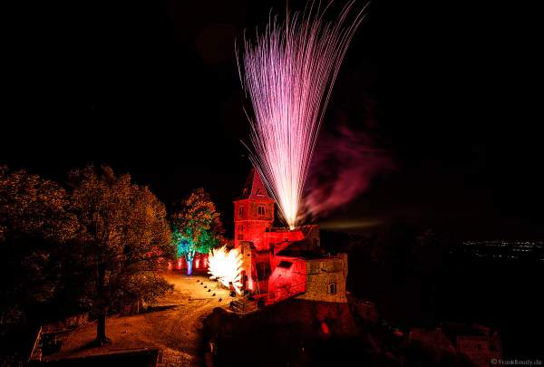 Flammenshow mit Feuerwerk zum 50-jährigen Jubiläum des Restaurants auf Burg Frankenstein am 10.09.2020