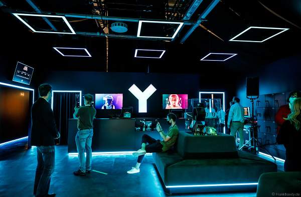 Ticketschalter und Anmeldung für das VR-Erlebnis YULLBE im Europa-Park