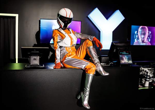 Reale Darstellung eines Anzugs der Rekruten von "Mission: Rulantica" beim VR-Erlebnis YULLBE im Europa-Park