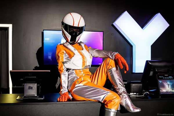 Reale Darstellung eines Anzugs der Rekruten von "Mission: Rulantica" beim VR-Erlebnis YULLBE im Europa-Park