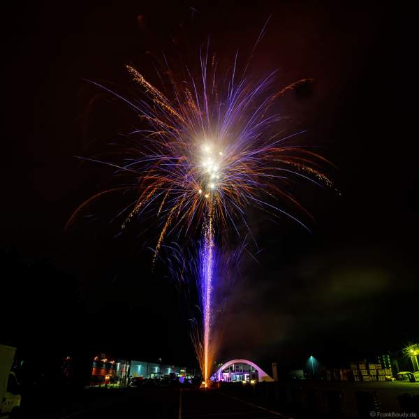 Silvesterfeuerwerk-Vorschießen der Firma Beisel Pyrotechnik 2020-2021 - E210 Event-Hangar Rheinmünster Baden