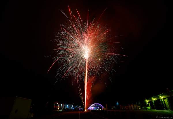 Silvesterfeuerwerk-Vorschießen der Firma Beisel Pyrotechnik 2020-2021 - E210 Event-Hangar Rheinmünster Baden