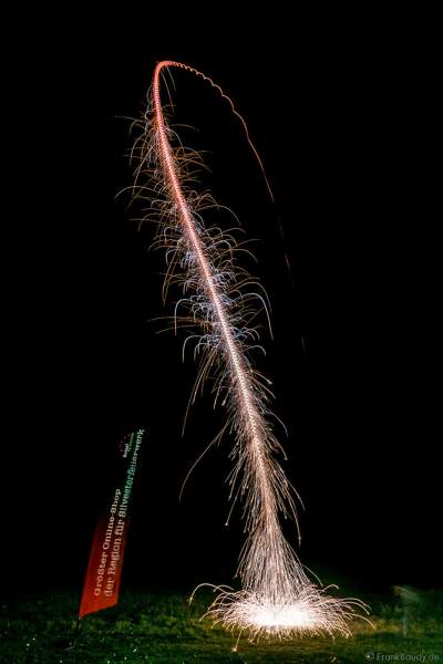 Große Vorführung von Feuerwerksartikel bei der XXL LIVE Böllertour