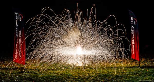 Große Vorführung von Feuerwerksartikel bei der XXL LIVE Böllertour