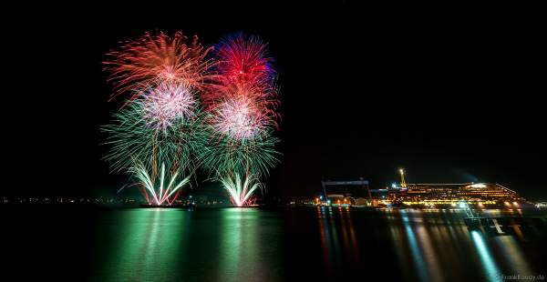 STERNENZAUBER ÜBER KIEL mit Feuerwerk als Abschlussinszenierung der Kieler Woche 2021 von AIDA Cruises