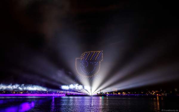 STERNENZAUBER ÜBER KIEL mit Drohnenshow und einer Laser- und Lichtshow als Abschlussinszenierung der Kieler Woche 2021 von AIDA Cruises