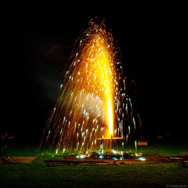 Silvesterfeuerwerk Vorschießen und Influencer-Tag mit 2 Stunden Livestream von Beisel Pyrotechnik am 25.09.2021