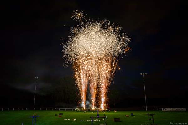 Silvesterfeuerwerk Vorschießen und Influencer-Tag mit 2 Stunden Livestream von Beisel Pyrotechnik am 25.09.2021