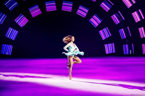 TV-Star Cheyenne Pahde bei der Generalprobe der neuen Eisshow A NEW DAY von Holiday on Ice im Grefrather EisSport & EventPark am 16.11.2021
