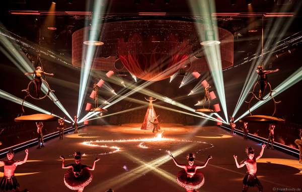 Generalprobe der neuen Eisshow A NEW DAY von Holiday on Ice im Grefrather EisSport & EventPark am 16.11.2021