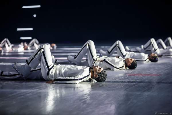 Generalprobe der neuen Eisshow A NEW DAY von Holiday on Ice im Grefrather EisSport & EventPark am 16.11.2021