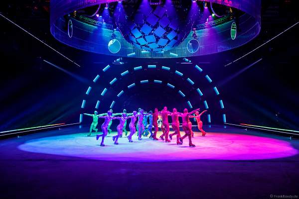 Generalprobe der neuen Eisshow A NEW DAY von Holiday on Ice im Grefrather EisSport & EventPark am 16.11.2021