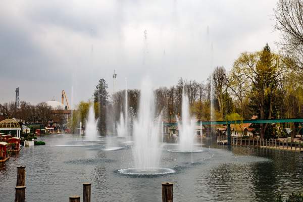 Die neue, spektakuläre musikalische Wassershow „Wiener Wasser Walzer“ im Europa-Park beim Start der Sommersaison 2022