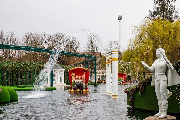 Die neue romantische Bootsfahrt „Josefinas kaiserliche Zauberreise“ im Europa-Park beim Start der Sommersaison 2022