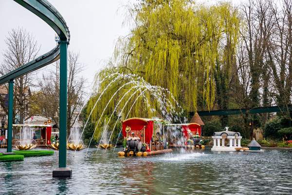 Die neue romantische Bootsfahrt „Josefinas kaiserliche Zauberreise“ im Europa-Park beim Start der Sommersaison 2022
