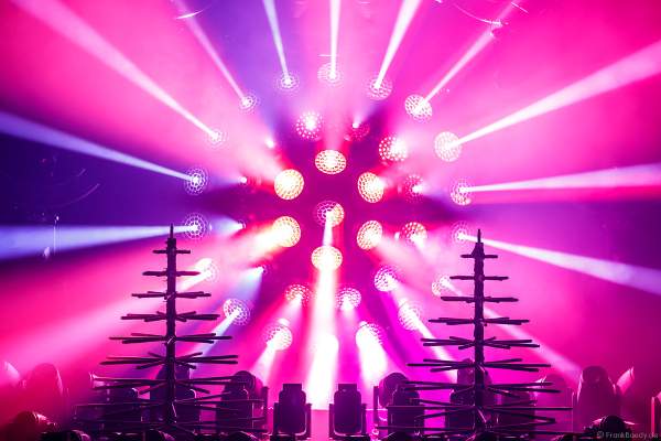 Lightshow der Firma AYRTON auf der Messe Prolight + Sound 2022 in Frankfurt