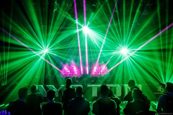 Lightshow der Firma AYRTON auf der Messe Prolight + Sound 2022 in Frankfurt
