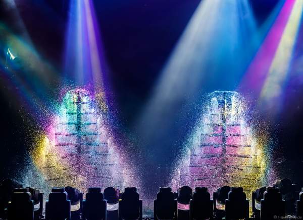 Lightshow der Firma AYRTON auf der Messe Prolight + Sound 2022 in Frankfurt