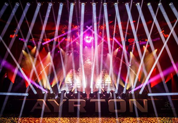 Lightshow der Firma AYRTON auf der Messe Prolight + Sound 2022 in Frankfurt