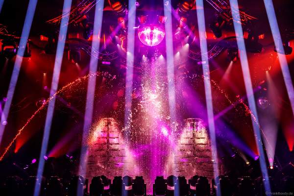 Lightshow der Firma AYRTON auf der Messe Prolight + Sound 2022 in Frankfurt