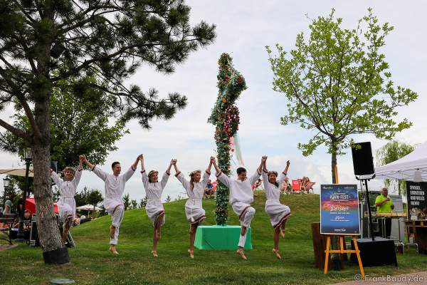 Tanzvorführung beim Midsommar Havn-Fest im Europa-Park