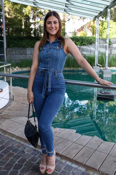 Lia Mitrou, Freundin von Knossi - Jens Knossalla - Backstage bei der Internet Casting Show "ShowYourTalent" im Europa-Park