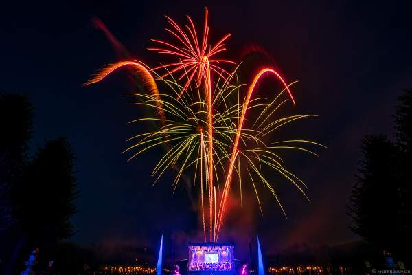 Feuerwerk bei Schloss in Flammen 2022 in Schwetzingen beim Mannheimer Sommer