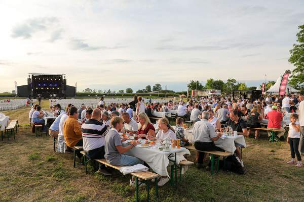 Sommergenuss pur bei Vents d’Est 2022 in Furdenheim bei Straßburg