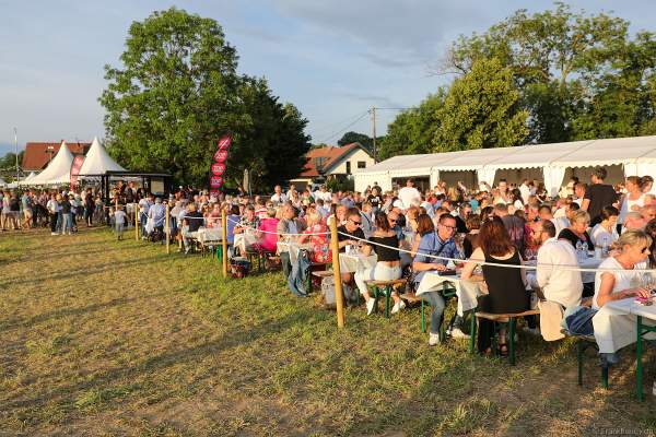 Sommergenuss pur bei Vents d’Est 2022 in Furdenheim bei Straßburg