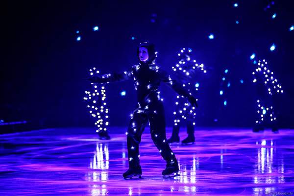 Farbenprächtiges Eisspektakel A NEW DAY von Holiday on Ice in der Mannheimer SAP Arena am 02.02.2023