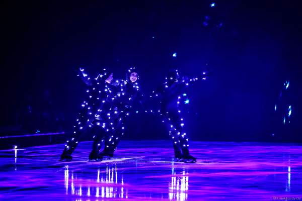 Farbenprächtiges Eisspektakel A NEW DAY von Holiday on Ice in der Mannheimer SAP Arena am 02.02.2023
