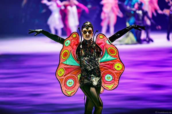 Farbenprächtiges Eisspektakel A NEW DAY von Holiday on Ice in der Frankfurter Festhalle am 03.01.2023