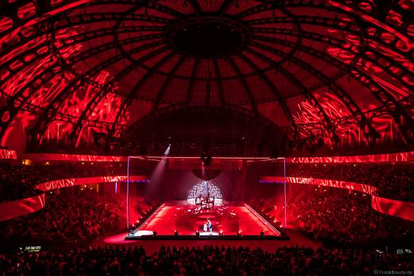 Farbenprächtiges Eisspektakel A NEW DAY von Holiday on Ice in der Frankfurter Festhalle am 03.01.2023