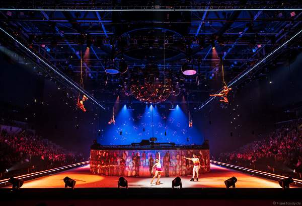 Farbenprächtiges Eisspektakel A NEW DAY von Holiday on Ice in der Mannheimer SAP Arena am 02.02.2023