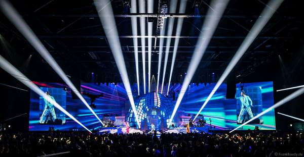 Weltpremiere der EVOLUT30N 2023 Tour von DJ BoBo in der Europa-Park Arena Rust am 13.01.2023
