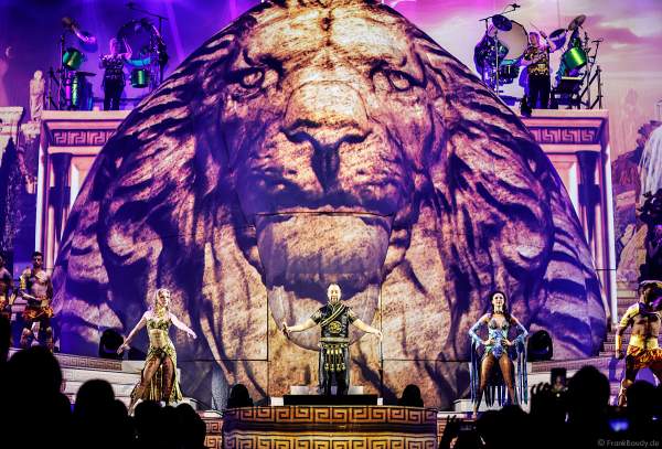 Weltpremiere der EVOLUT30N 2023 Tour von DJ BoBo in der Europa-Park Arena Rust am 13.01.2023