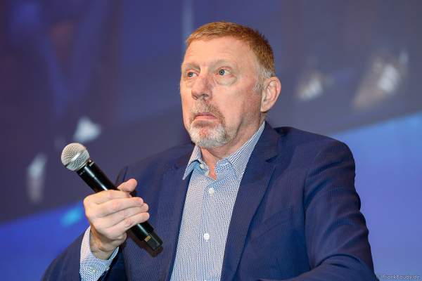 Tennis-Superstar Boris Becker als Gastredner beim CloudFest 2023 im Europa-Park