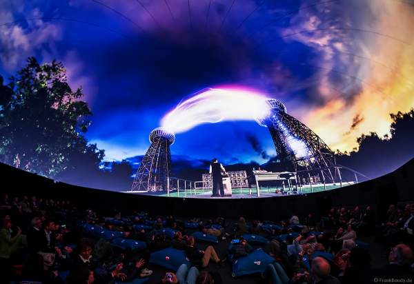 360-Grad-Filmabenteuer NIKOLA TESLA´S BEAUTIFUL CROATIA im Traumzeit-Dome - Europa-Park 2023 - MACK Magic und SOFTMACHINE