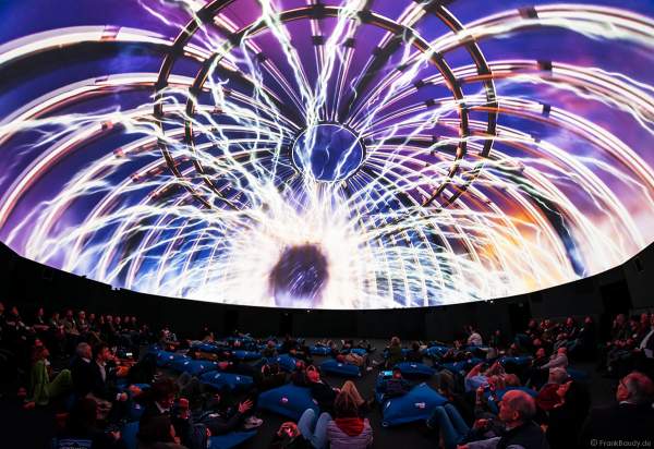 360-Grad-Filmabenteuer NIKOLA TESLA´S BEAUTIFUL CROATIA im Traumzeit-Dome - Europa-Park 2023 - MACK Magic und SOFTMACHINE