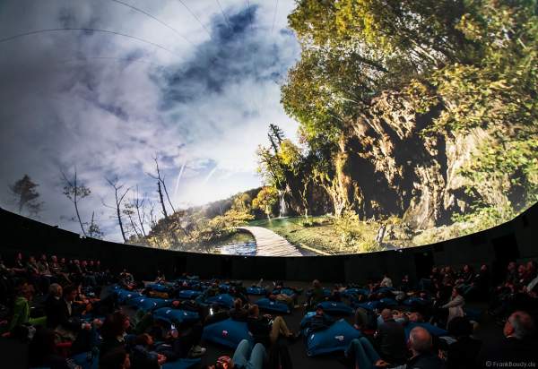 360-Grad-Filmabenteuer NIKOLA TESLA´S BEAUTIFUL CROATIA im Traumzeit-Dome - Europa-Park 2023 - MACK Magic und SOFTMACHINE