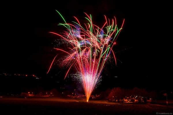 Großes Feuerwerk-Vorschießen beim PYROFORUM 2023 oberhalb des Loreley-Plateaus