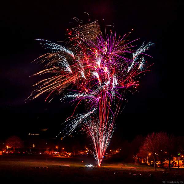 Großes Feuerwerk-Vorschießen beim PYROFORUM 2023 oberhalb des Loreley-Plateaus