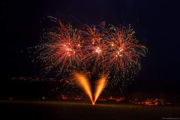 Großes Feuerwerk-Vorschießen beim PYROFORUM 2023 oberhalb des Loreley-Plateaus