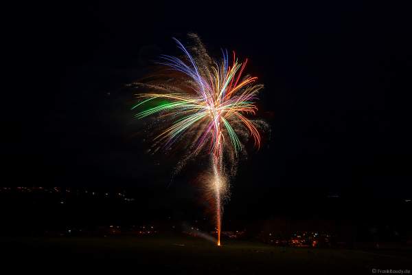 Großes Feuerwerk-Vorschießen beim PYROFORUM 2023 oberhalb des Loreley-Plateaus