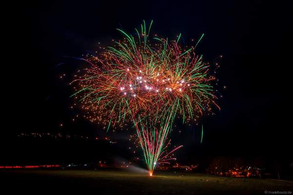 Großes Feuerwerk-Vorschießen beim PYROFORUM 2023 oberhalb des Loreley-Plateaus