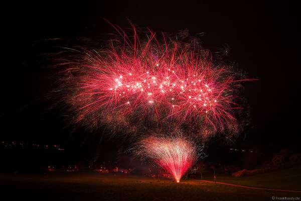 Großes Feuerwerk-Vorschießen beim PYROFORUM 2023 oberhalb des Loreley-Plateaus